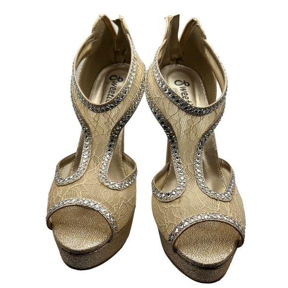 Sweetie’s Shoes - Sweetie’s Gold Bling Stiletto in Size 8 with Zippered Back Wedding Holiday